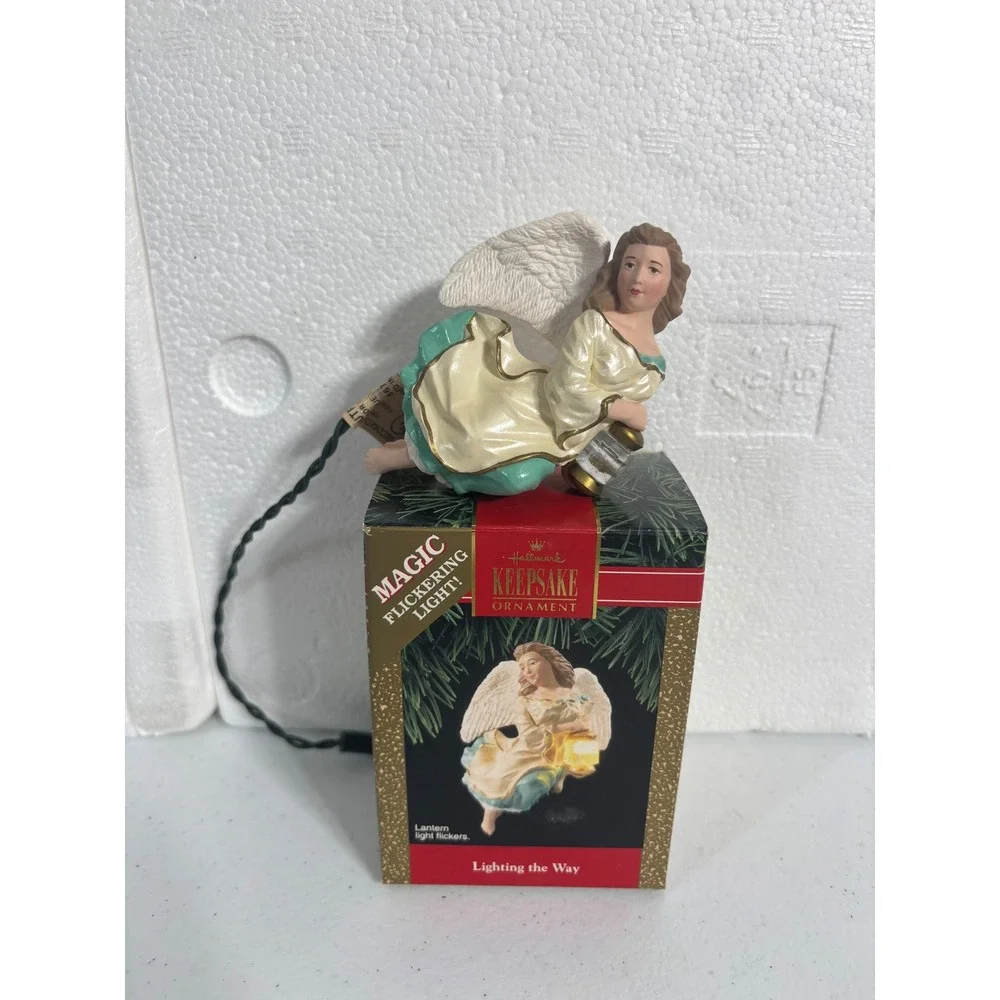 Hallmark Keepsake Ornament Lighting the Way Angel Flickering Light Magic 1995